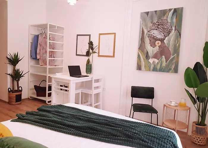 Lui Bed and breakfast 3*